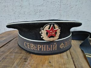 Аутентичная бескозырка: элегантность и история на вашей голове